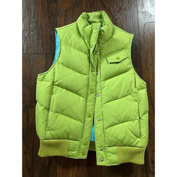 GAP Women's Puffer Vest - Picture 1 of 4